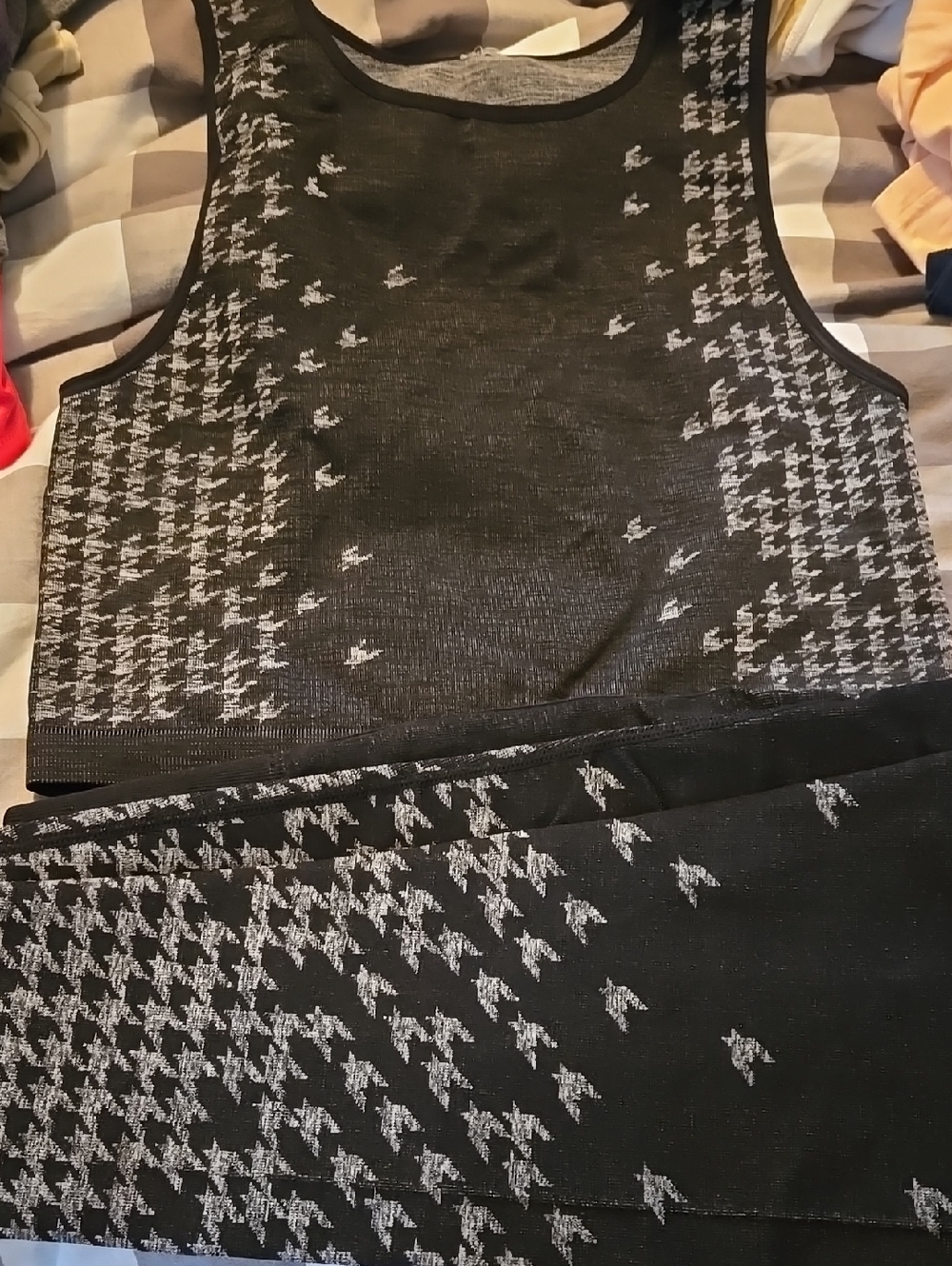 Black & Gray Houndstooth Knit Crop Tank Set